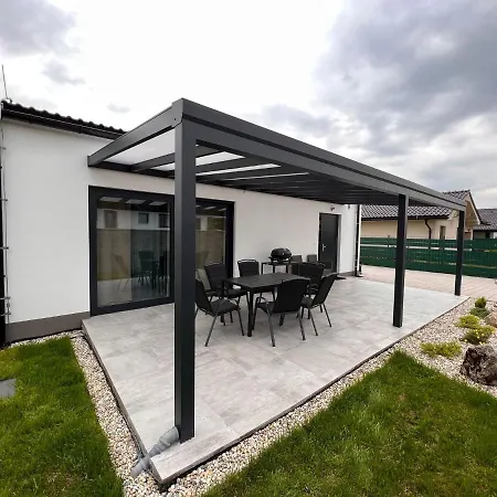 House Tatras * Lipótszentmiklós